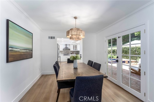 22608 Crespi Street, Woodland Hills CA: https://media.crmls.org/medias/37965081-ef61-4628-a3bf-f991abafbae4.jpg