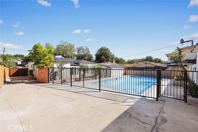 2133 Westminster photo 43