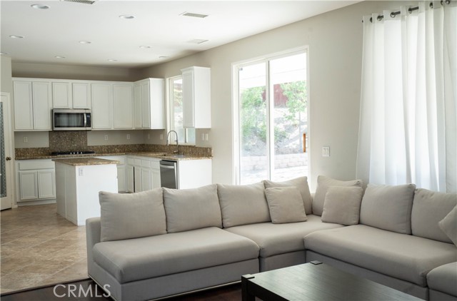 Detail Gallery Image 23 of 56 For 36719 Torrey Pines Dr., Beaumont,  CA 92223 - 4 Beds | 2/1 Baths