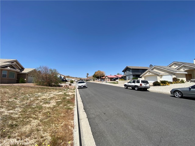 17815 Honeycomb Lane, Victorville, California 92395, ,Land,For Sale,17815 Honeycomb Lane,CRHD23065277