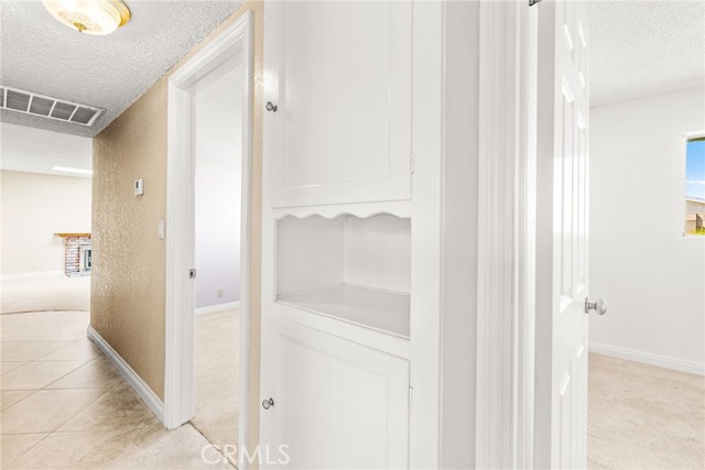 6051 Santa Barbara Avenue, Garden Grove CA: https://media.crmls.org/medias/37985fc9-52a5-4e95-8cfd-181aa77e0047.jpg