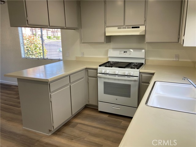 28601 Calle Del Lago, Murrieta CA: https://media.crmls.org/medias/3798dae0-4e72-41e5-841e-65852a41df8a.jpg