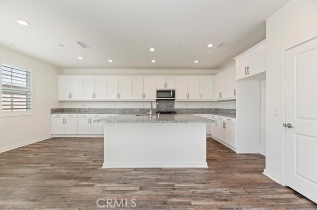 13893 La Pradera Way, Eastvale CA: https://media.crmls.org/medias/37993df1-c2f8-47a7-adb4-1f87be735195.jpg