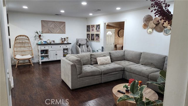 Detail Gallery Image 20 of 52 For 1317 Caprino Way, Pomona,  CA 91767 - 3 Beds | 2 Baths