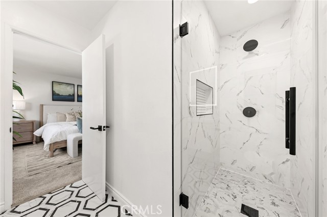 Image 35 of 56 For 19841 Lombardy Lane