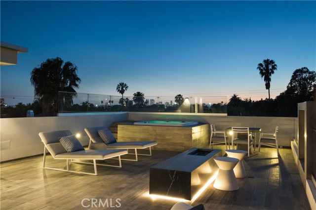 627 N Vista Street, Los Angeles CA: https://media.crmls.org/medias/379a8804-9722-478e-a686-5bc4de24d3f2.jpg