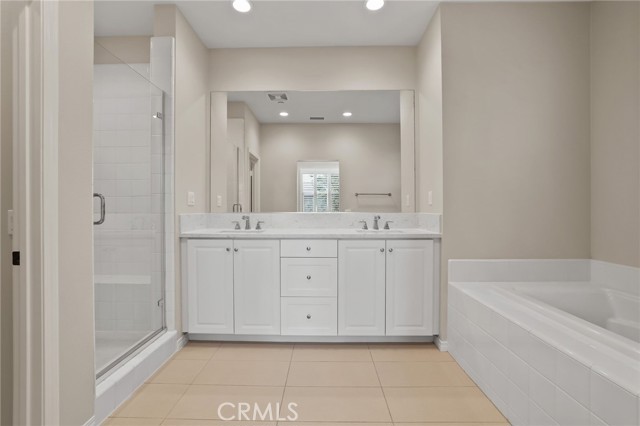 Detail Gallery Image 14 of 31 For 83 Henson, Irvine,  CA 92620 - 4 Beds | 3 Baths