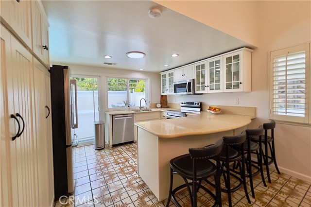 Detail Gallery Image 13 of 75 For 29383 Quail Run Dr, Agoura Hills,  CA 91301 - 4 Beds | 2 Baths