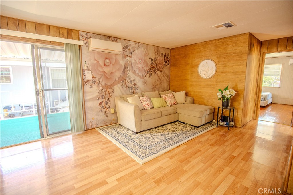 MLS #OC26124789 image #6