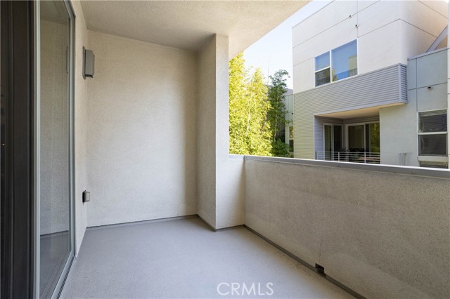 Detail Gallery Image 9 of 30 For 1532 Maxwell Way, Costa Mesa,  CA 92627 - 2 Beds | 3/1 Baths