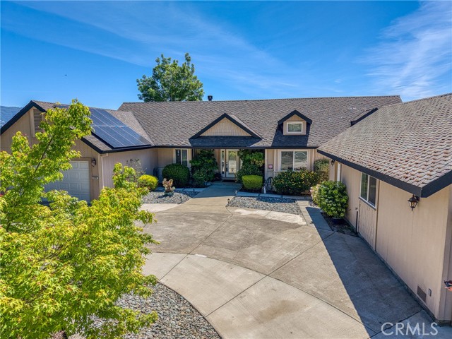 3790 Lakeshore Boulevard, Lakeport CA: https://media.crmls.org/medias/379b7682-27a8-4307-acd1-aa20220ea361.jpg