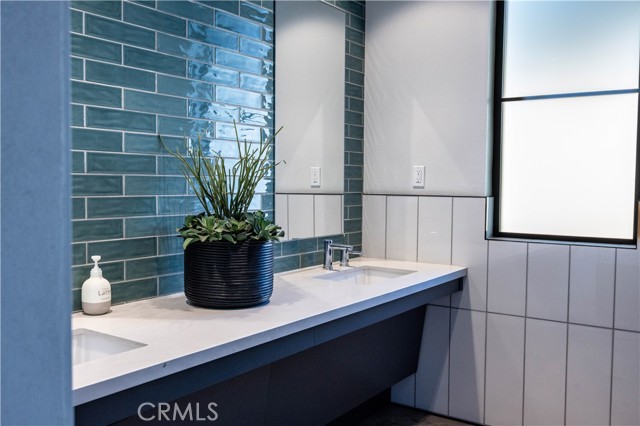 Detail Gallery Image 41 of 47 For 2456 E Hyde Paseo, Ontario,  CA 91762 - 3 Beds | 2/1 Baths