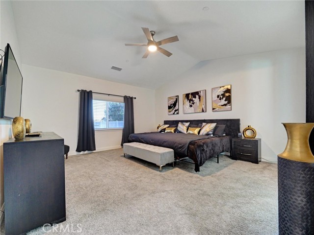 11515 Tamarisk Avenue, Hesperia CA: https://media.crmls.org/medias/379cd308-1465-4112-9a93-0786b1e31b3a.jpg
