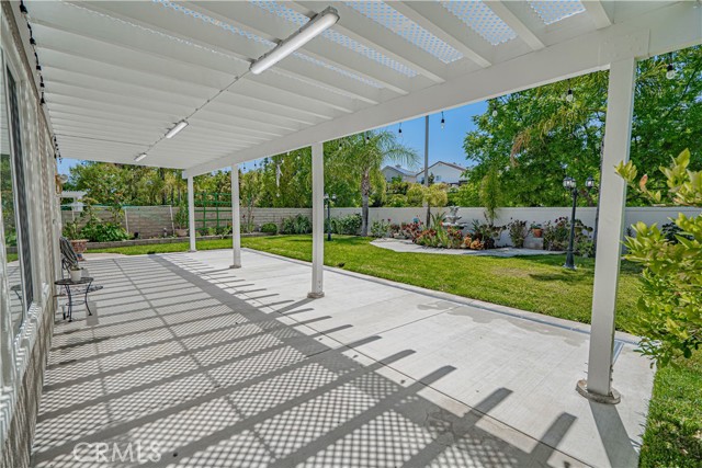 25910 Tennyson Lane, Stevenson Ranch CA: https://media.crmls.org/medias/379d2799-4fb6-43c1-ad8e-a5252881382d.jpg