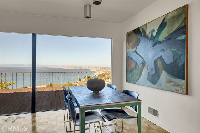 585 Via del Monte, Palos Verdes Estates, California 90274, 3 Bedrooms Bedrooms, ,2 BathroomsBathrooms,Residential,Sold,Via del Monte,PV22020081