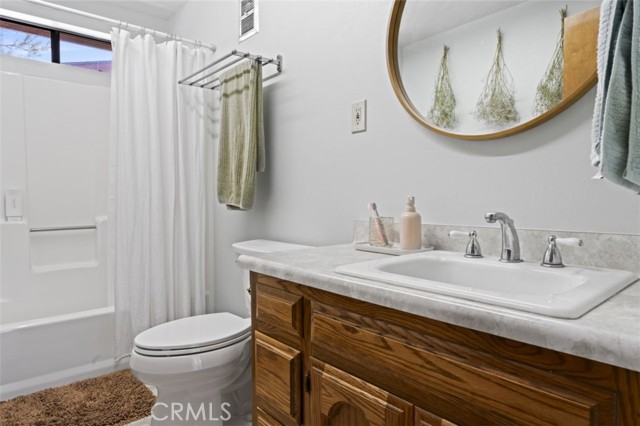 Detail Gallery Image 19 of 32 For 2105 Woodland Dr, –,  CA 93225 - 2 Beds | 1 Baths