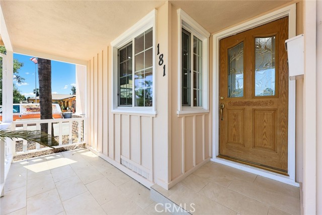 181 W Casad Street, Covina CA: https://media.crmls.org/medias/379f1a36-a8d1-45e7-beae-43d752eab571.jpg