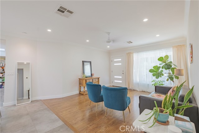 Detail Gallery Image 7 of 49 For 6641 Gerald Ave, Van Nuys,  CA 91406 - 4 Beds | 2 Baths