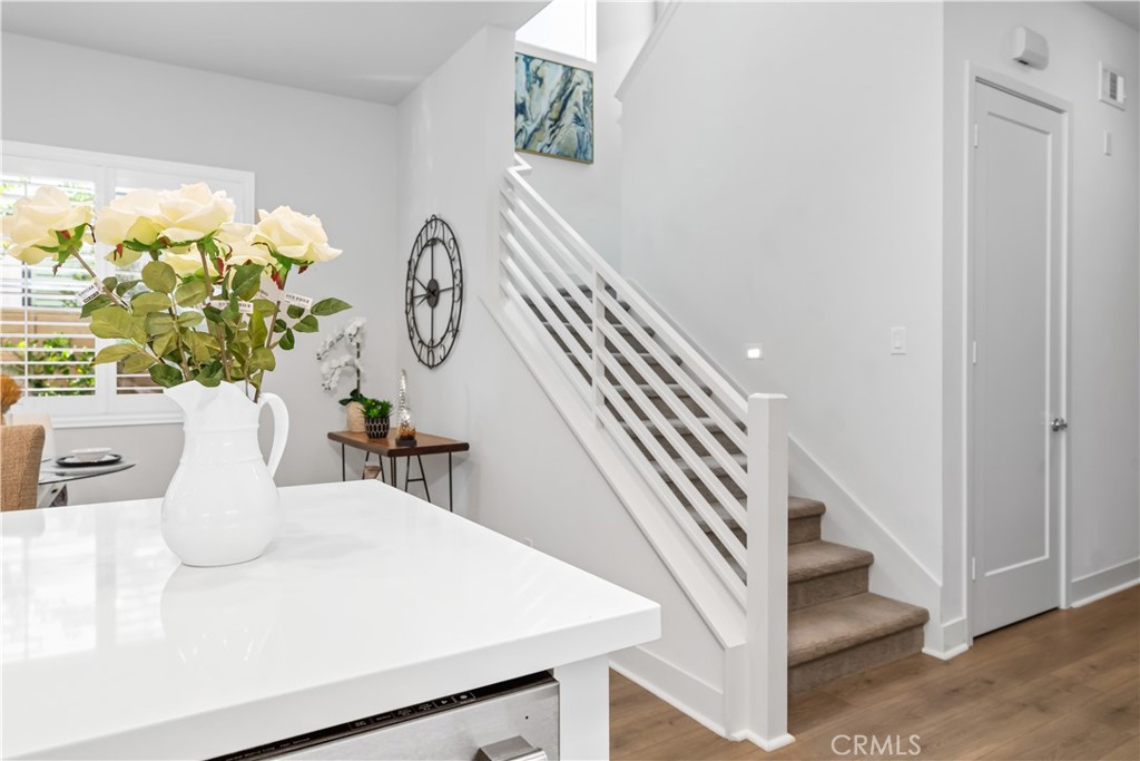 MLS #WS25255346 image #15