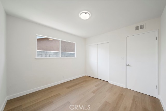 928 S Laurel St., Santa Ana CA: https://media.crmls.org/medias/379f352f-6ee2-4f19-a86d-7e43b501d496.jpg
