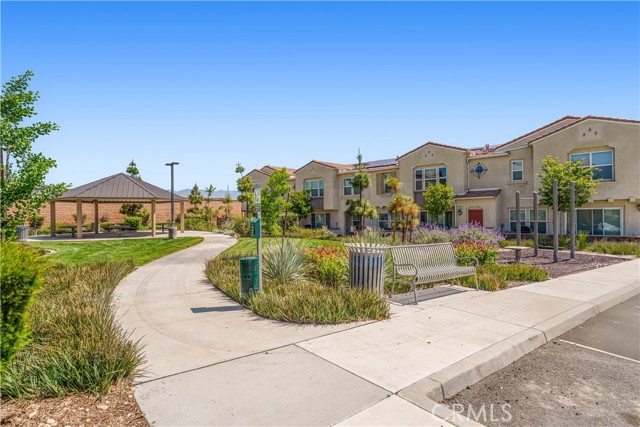 Detail Gallery Image 43 of 59 For 7155 Citrus Ave #315,  Fontana,  CA 92336 - 3 Beds | 2/1 Baths