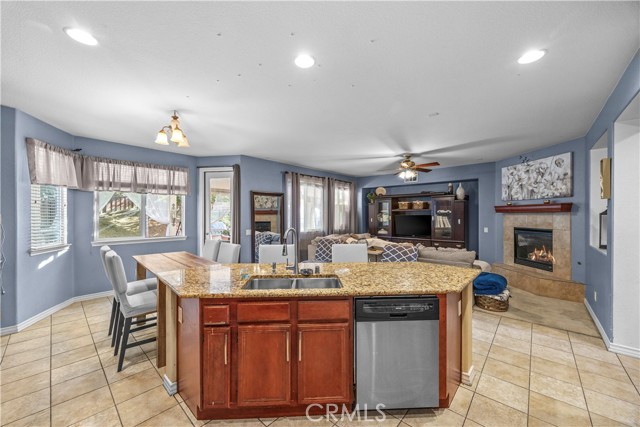 33727 verbena, Murrieta CA: https://media.crmls.org/medias/379fd9bb-1c6d-4bfd-b4b0-f77fbc072a98.jpg