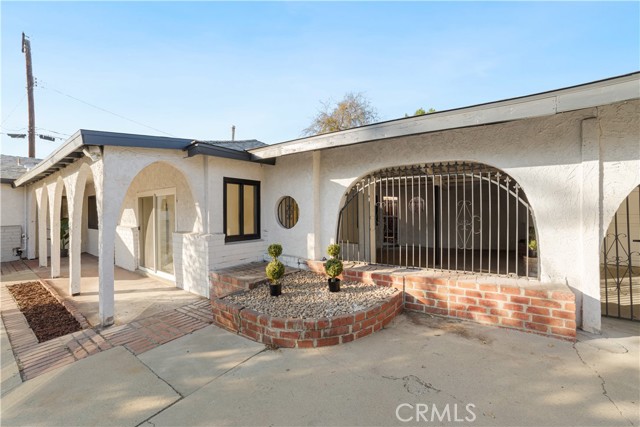 Detail Gallery Image 2 of 21 For 932 S Bon View Ave, Ontario,  CA 91761 - 3 Beds | 2 Baths