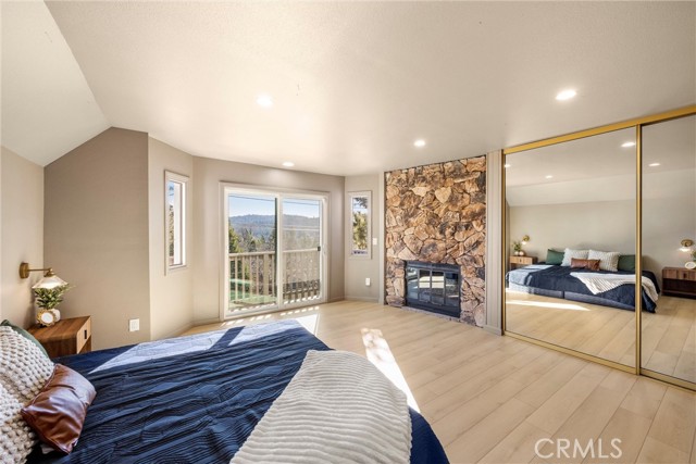 Detail Gallery Image 23 of 44 For 1113 N Grass Valley, Lake Arrowhead,  CA 92352 - 4 Beds | 2 Baths