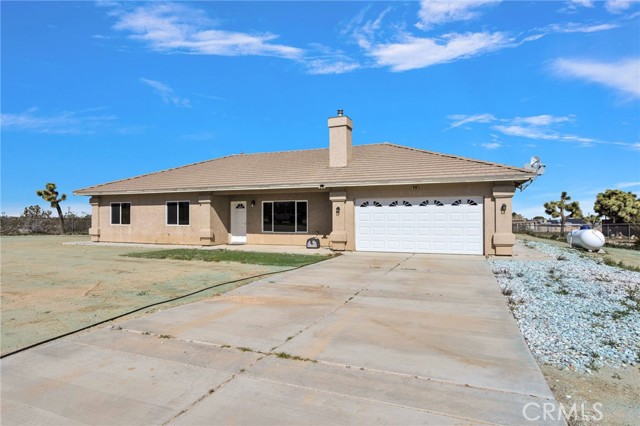 Detail Gallery Image 4 of 34 For 8720 Greasewood Ln, Victorville,  CA 92392 - 4 Beds | 2 Baths
