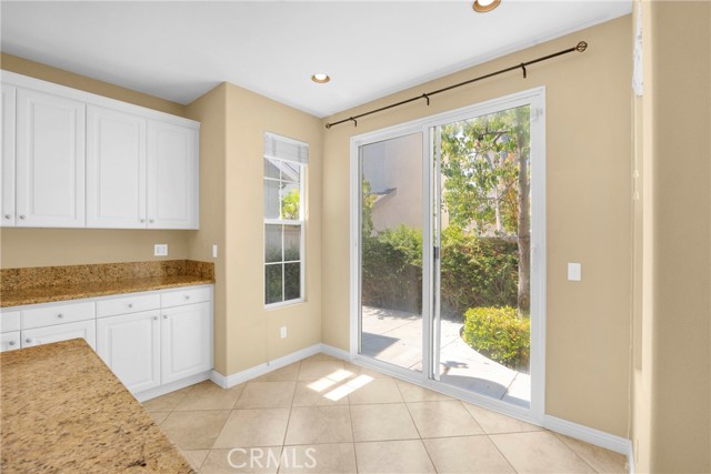 sliding doors, dining room