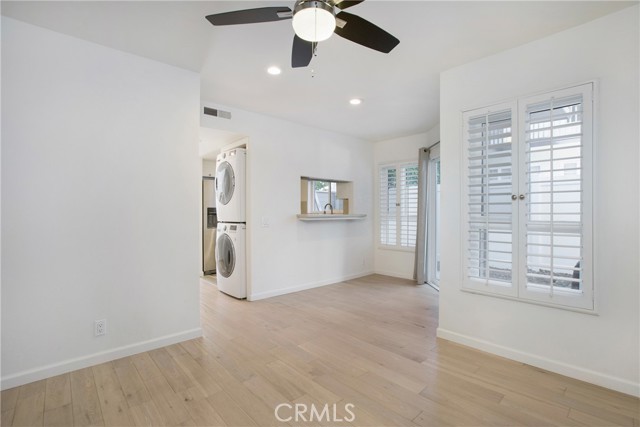 Detail Gallery Image 14 of 38 For 552 Cypress a,  Laguna Beach,  CA 92651 - 2 Beds | 2 Baths