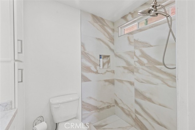 Detail Gallery Image 22 of 28 For 8958 Burnet Ave #B1,  North Hills,  CA 91343 - 2 Beds | 2/1 Baths