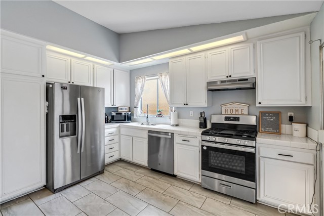 3331 Jahon Court, Rosamond CA: https://media.crmls.org/medias/37a3cc13-b2e0-4041-a3f1-53a1f0e3c684.jpg