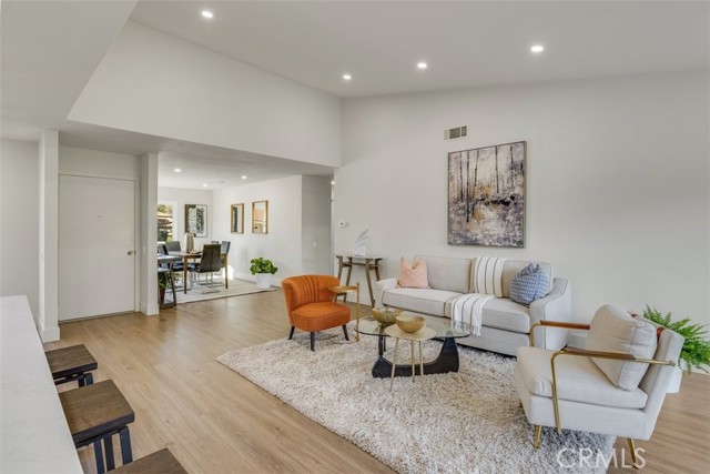 25309 Village 25 photo 5