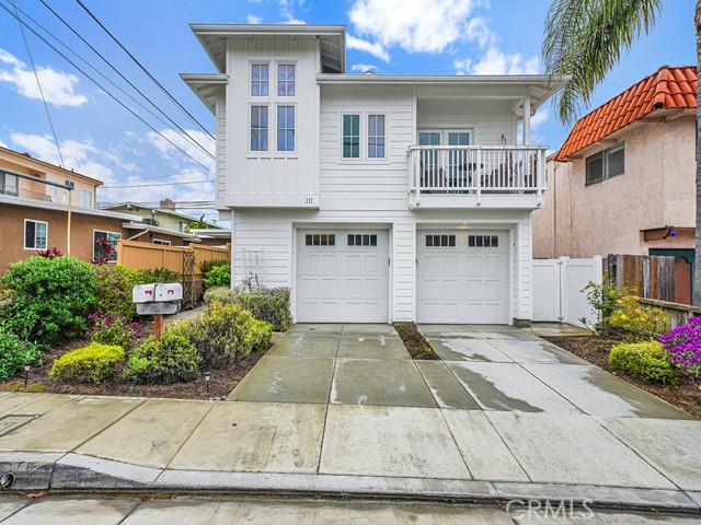 Detail Gallery Image 1 of 36 For 311 W Avenida Palizada #B,  San Clemente,  CA 92672 - 3 Beds | 3/1 Baths