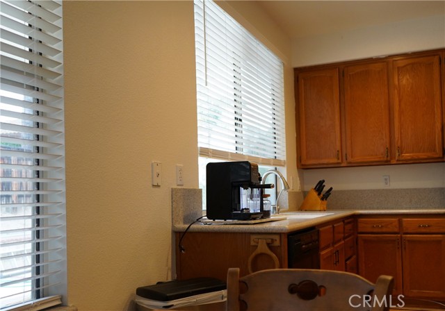 Detail Gallery Image 7 of 36 For 24054 Bearskin, Murrieta,  CA 92562 - 4 Beds | 3 Baths