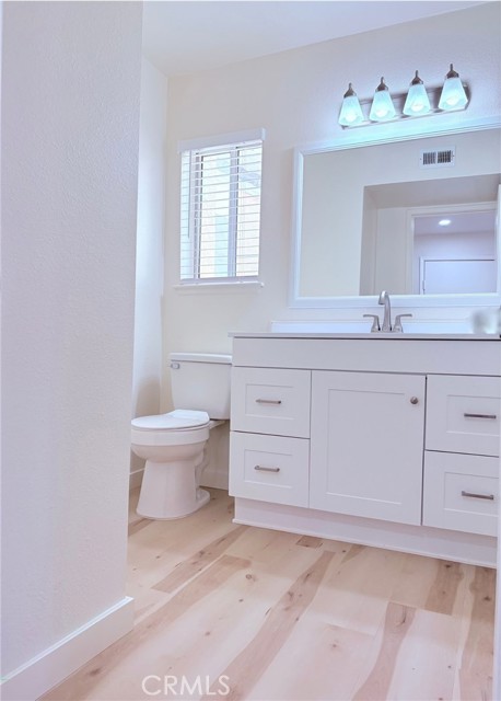 Detail Gallery Image 6 of 15 For 3515 W Avenue J4, Lancaster,  CA 93536 - 4 Beds | 3 Baths