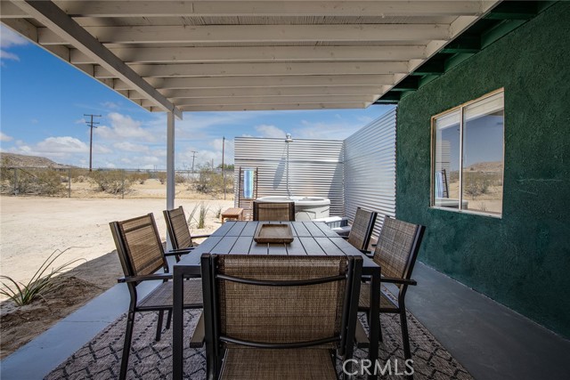 4574 Avenida Del Sol, Joshua Tree CA: https://media.crmls.org/medias/37a526cb-83d2-4c48-9142-54cf10e923fd.jpg