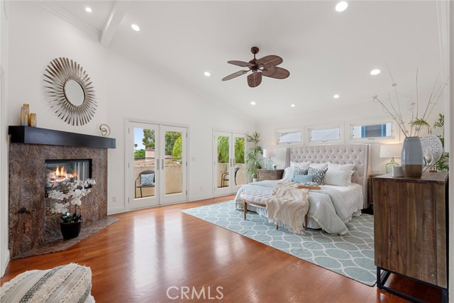 2000 Walnut Avenue, Manhattan Beach CA: https://media.crmls.org/medias/37a5670c-a719-4dda-aa5f-8108811fe4d2.jpg