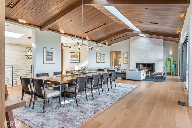 38 Saddleback, Rolling Hills CA: https://media.crmls.org/medias/37a56783-9c71-4e49-a55a-476ad1eb7ff3.jpg