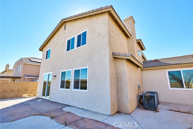 5 Bed Home for Sale in Victorville, California