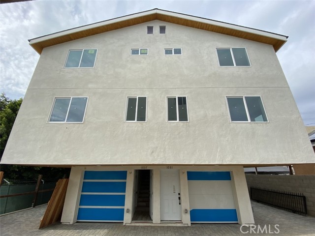 1031 N Cummings Street, Los Angeles CA: https://media.crmls.org/medias/37a681b7-f7e9-4149-b29e-8ee06227726c.jpg