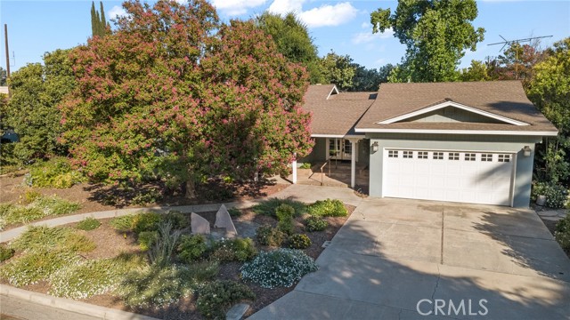 Detail Gallery Image 4 of 45 For 117 S Park Dr, Madera,  CA 93637 - 3 Beds | 2 Baths