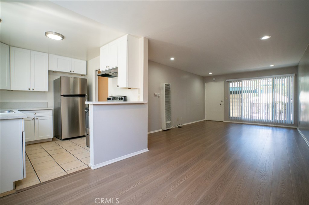 MLS #OC26180225 image #9