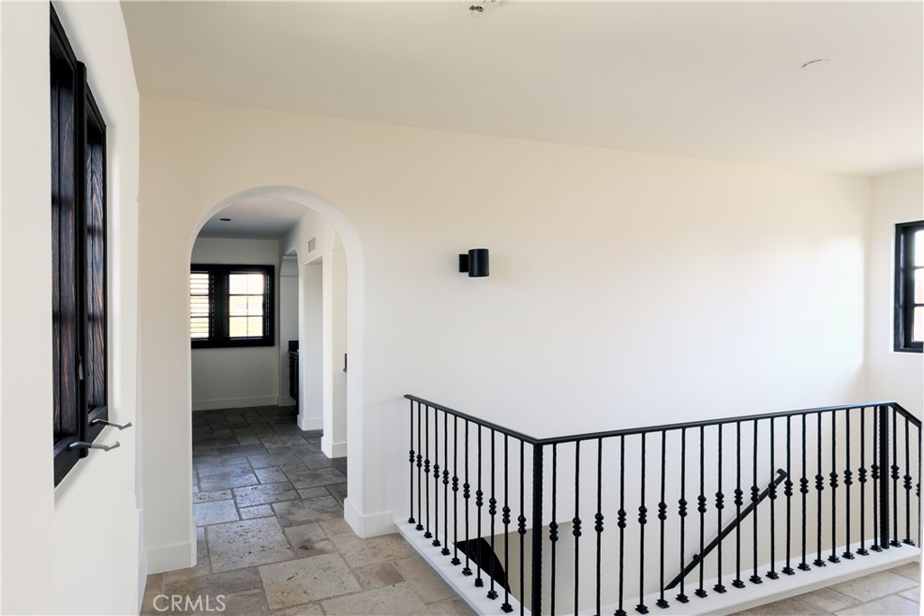 MLS #IG25237871 image #33