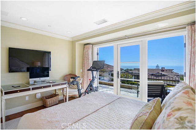 Detail Gallery Image 36 of 75 For 3 N Stonington Rd, Laguna Beach,  CA 92651 - 3 Beds | 2/1 Baths