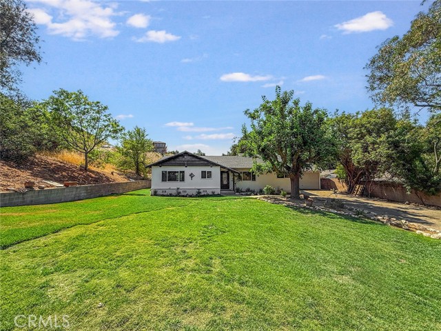 Detail Gallery Image 1 of 39 For 24022 Wildwood Canyon Rd, Newhall,  CA 91321 - 3 Beds | 2 Baths