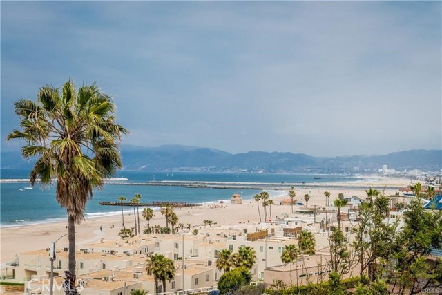 Detail Gallery Image 34 of 36 For 115 Waterview St, Playa Del Rey,  CA 90293 - 4 Beds | 4 Baths