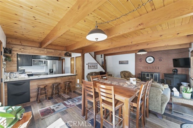 Detail Gallery Image 4 of 32 For 2112 Glacier, –,  CA 93225 - 3 Beds | 2 Baths