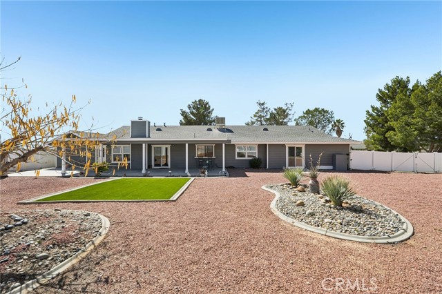 Detail Gallery Image 30 of 35 For 16055 Saint Timothy Rd, Apple Valley,  CA 92307 - 3 Beds | 3 Baths